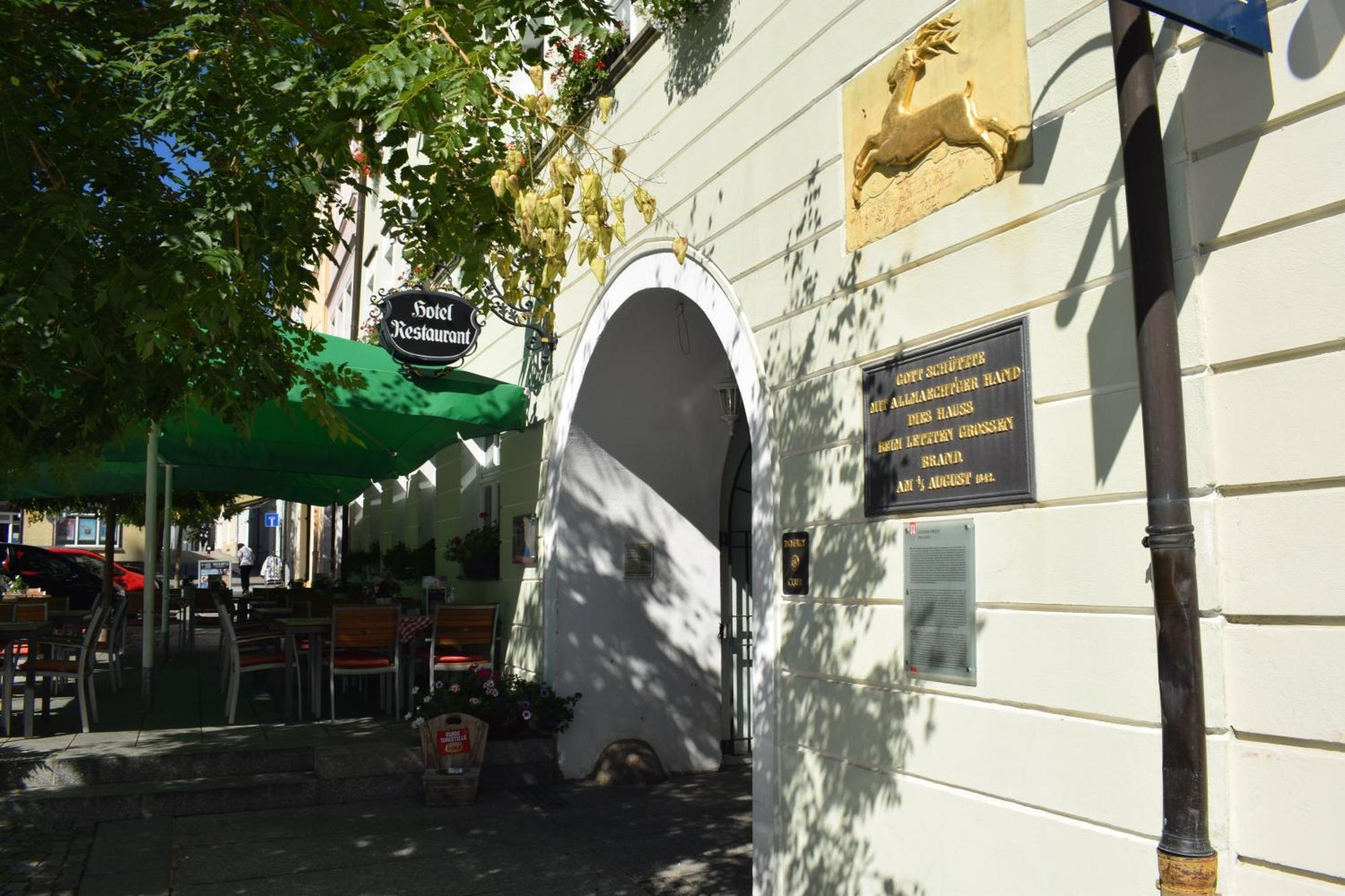 Akzent Hotel Goldner Hirsch Kamenec Exteriér fotografie
